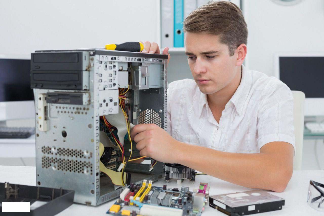Мастер по ремонту компьютеров в Елабуге