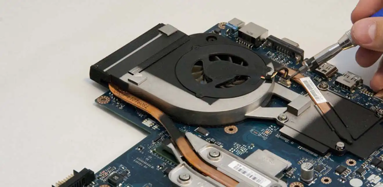 Чистка ноутбука Packard Bell от пыли в Елабуге | Замена термопасты