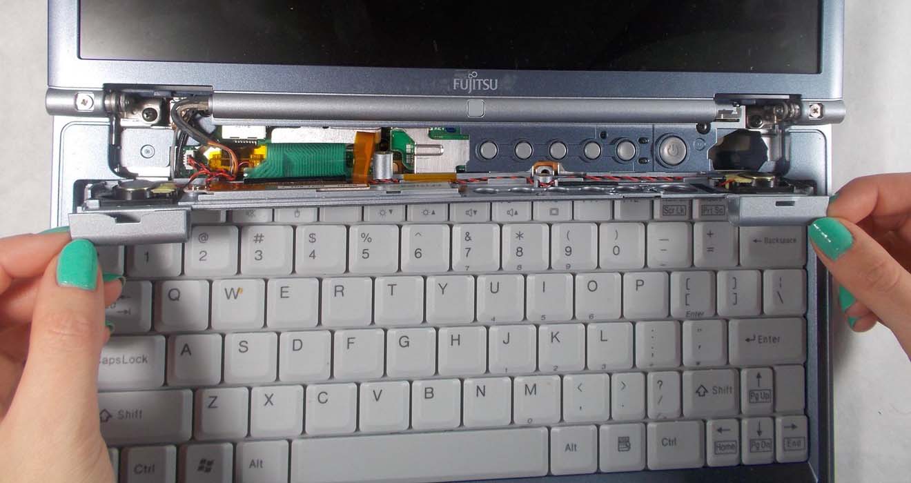 ремонт ноутбуков Фуджитсу в Елабуге